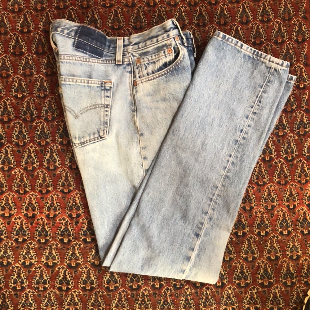 Levi’s 501 Button-Fly Denim Jeans- Women’s- W31 x L34 (Faded/ Distressed)